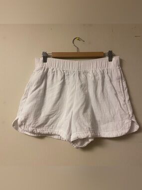 Old Navy White Cottom Comfort Waist High Rise Shorts